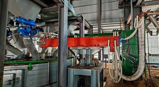 Elektrikli fırının alt külünün/uçan külün kapsamlı kullanımı DC elektrikli yay fırını