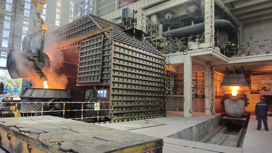Büyük Orta Düşük Karbonlu Ferromanganez Rafine Fırını Transformörü 35kV'den 380V'ye 12.5MVA'ya 50Hz 3 Fazlı Yağa Daldırılmış